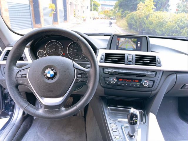 2015年 寶馬 316i 1.6L 認證車+有保固  第9張相片