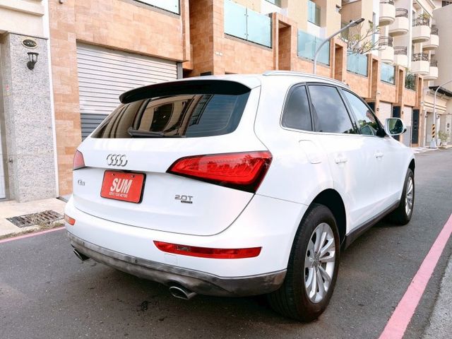 2013年 Audi 奧迪 Q5  2.0L HID頭燈 認證車  第5張相片