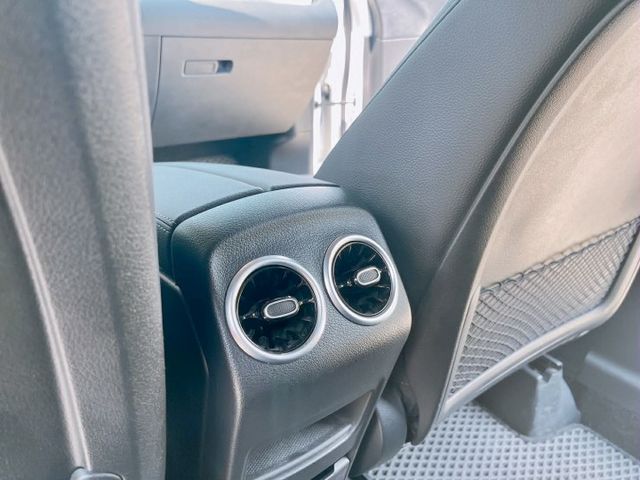 2022賓士 GLA180 1.4L 豪華版 認證保固車  第12張相片