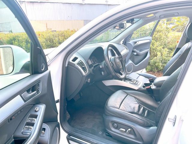 2013年 Audi 奧迪 Q5  2.0L HID頭燈 認證車  第15張相片