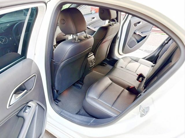 2018年式 賓士 A-Class A180 認證車+有保固  第14張相片