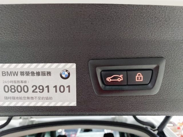 2018年式 BMW X1 18d 2.0 柴油 有保固 原鈑件 總代理 認證車 進口車推薦  第15張相片