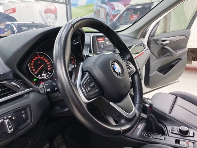 2018年式 BMW X1 18d 2.0 柴油 有保固 原鈑件 總代理 認證車 進口車推薦  第18張相片