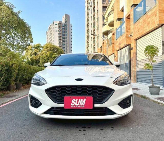 2020年 福特 Focus ST-Line NF 無線充電  認證車+有保固  第2張相片