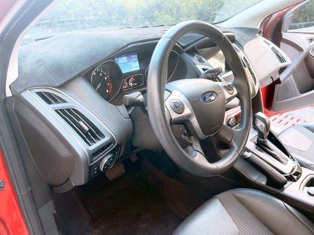 2015年 福特 Focus 5D 2.0汽油運動型 認證車+有保固  第10張相片