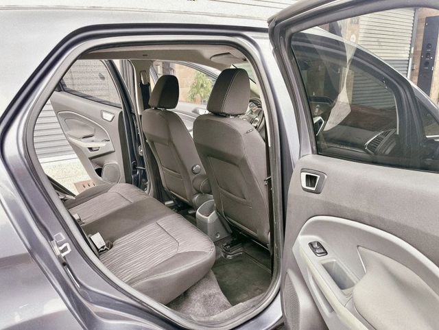 2015年 福特 ECOSPORT1.5L 尊貴都會型 一手小休旅 ✅里程保證✅認證車  第17張相片