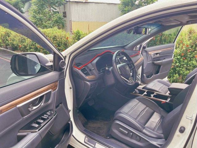 Honda CR-V 2019款 1.5 S 白色  第17張相片