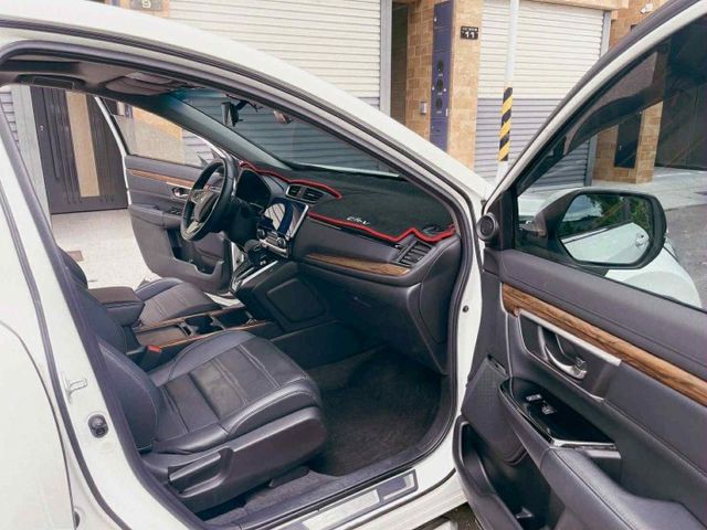Honda CR-V 2019款 1.5 S 白色  第19張相片