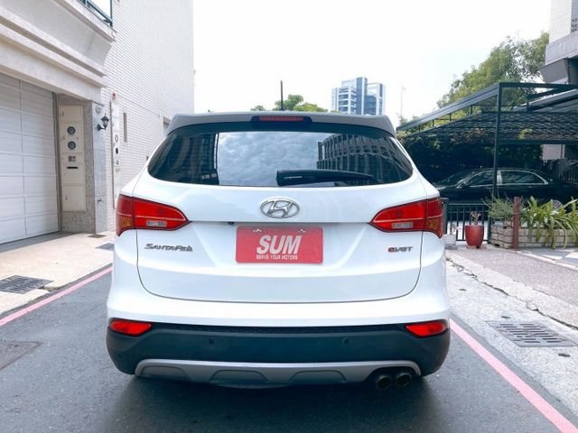 2014年 現代 SANTA FE 2.2L 貴族型 認證保固車  第4張相片