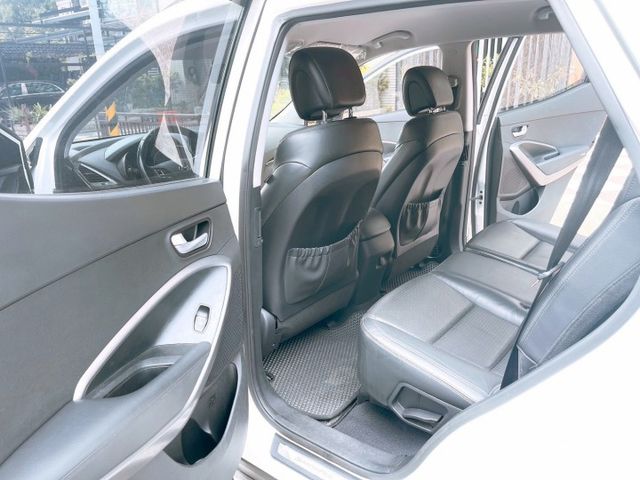 2014年 現代 SANTA FE 2.2L 貴族型 認證保固車  第15張相片