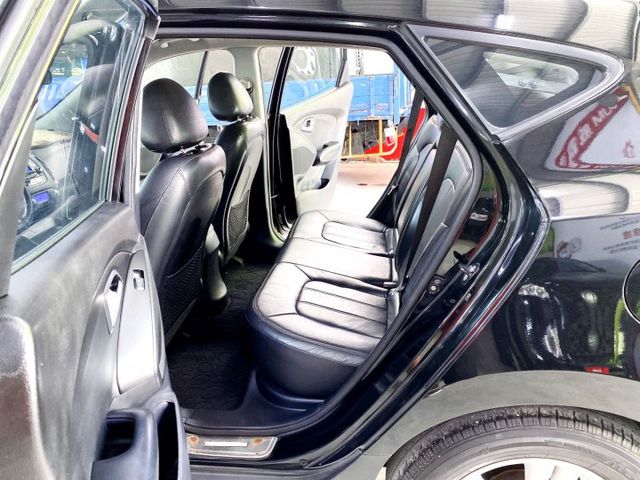 2013年 現代 IX35 2.0 柴油 4WD 認證車 有保固  ✅里程保證✅全車原鈑件  第14張相片
