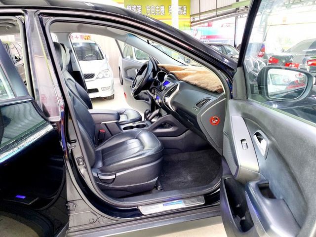 2013年 現代 IX35 2.0 柴油 4WD 認證車 有保固  ✅里程保證✅全車原鈑件  第15張相片