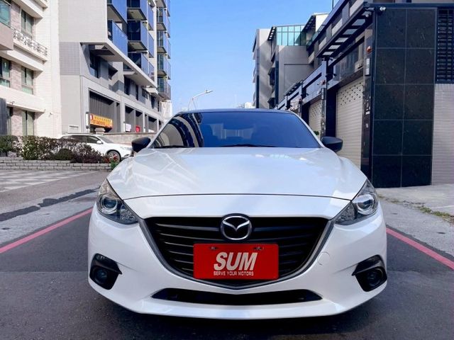 2015年式 馬自達 Mazda3 2.0 尊榮型 免鑰匙 認證車  第2張相片
