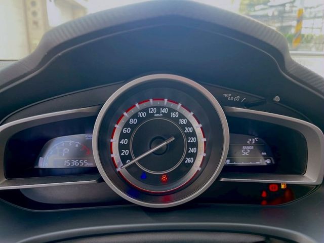 2015年式 馬自達 Mazda3 2.0 尊榮型 免鑰匙 認證車  第8張相片