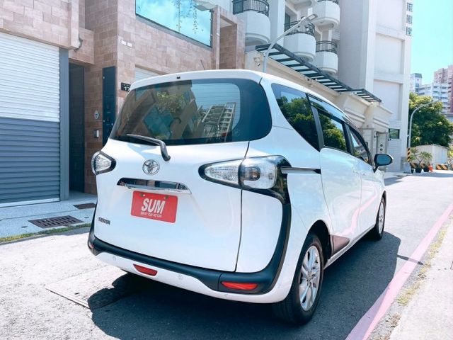 2018年 豐田 Sienta 1.8L 豪華型  第5張相片