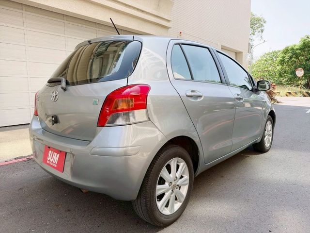 2011年 豐田 YARIS G版 1.5L 認證車  第5張相片