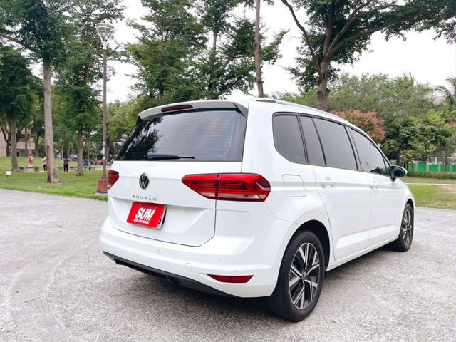 2024年式 福斯 陶然 1.5L 渦輪增壓 原廠保固認證車  第5張相片