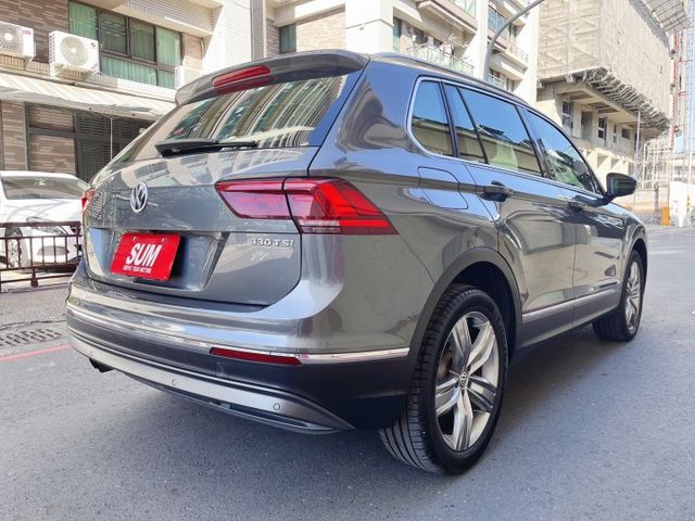2017年 福斯 TIGUAN 330TSI 2.0 總代理 認證車  第5張相片
