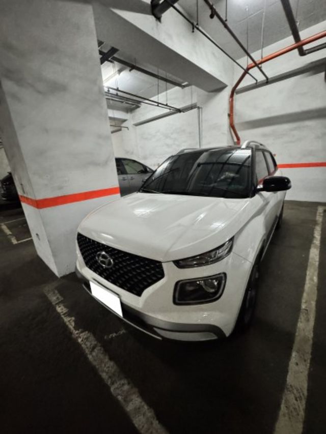 23年式Venue 1.6 GLC 認證車 I-Key CarPlay 倒車顯影 光感應頭燈 AEB自動煞停 車道維持  第2張相片