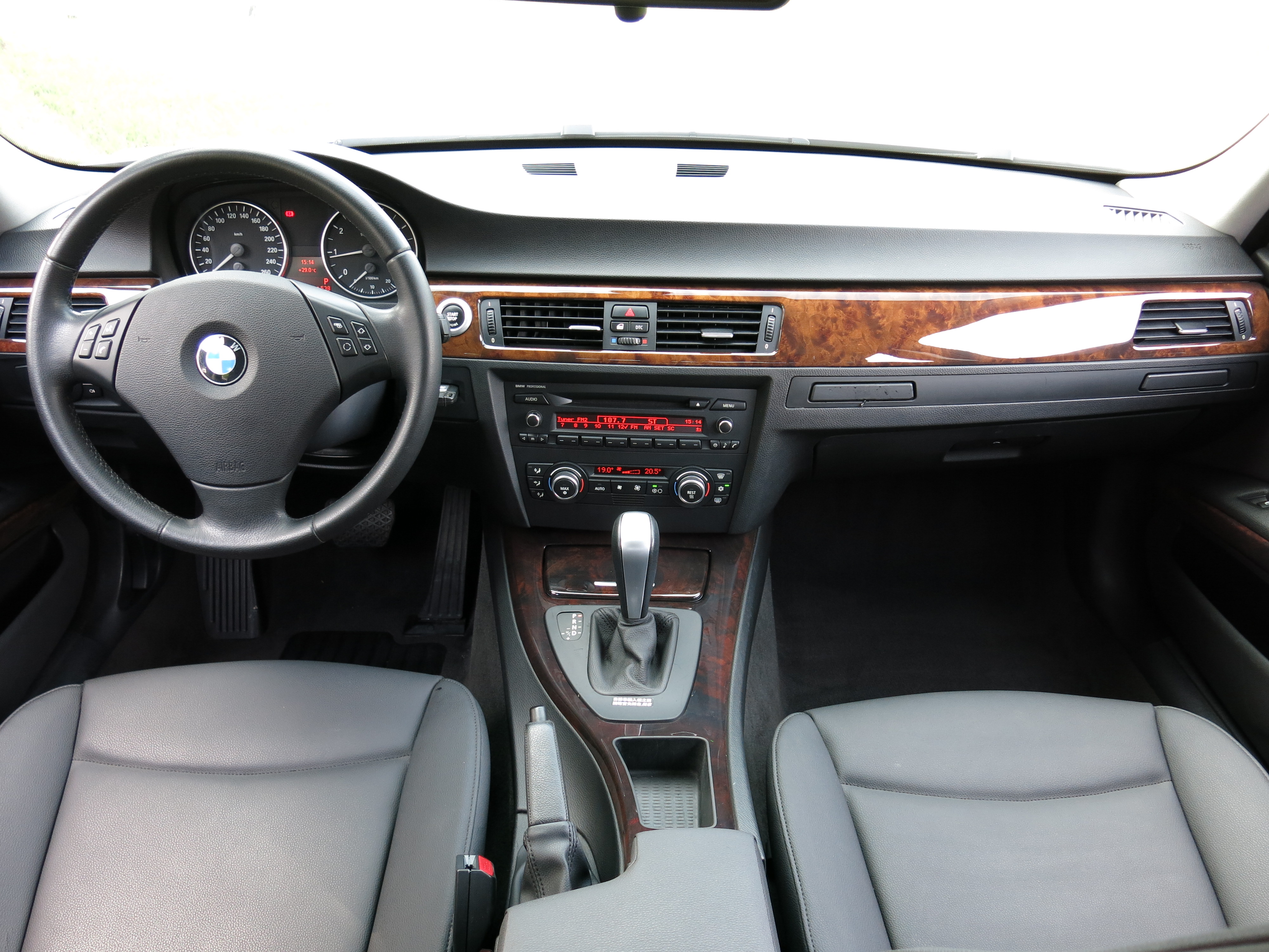 2007 BMW E90 320I  第2張相片