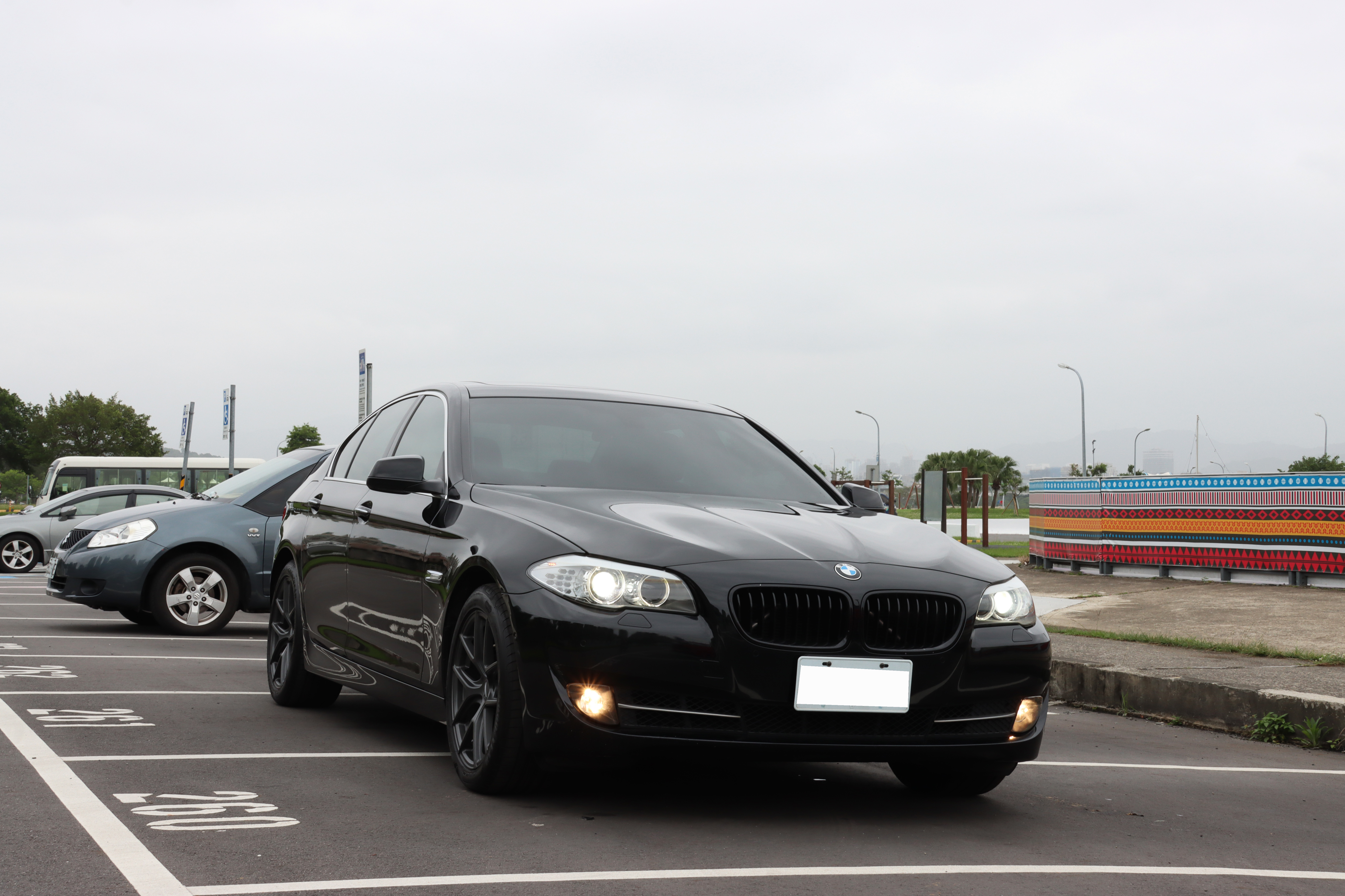 *駿紳車業* 13年 520I 挑戰市場最低價  第3張相片
