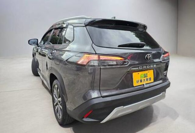 TOYOTA豐田 COROLLA CROSS HYBRID  第2張相片