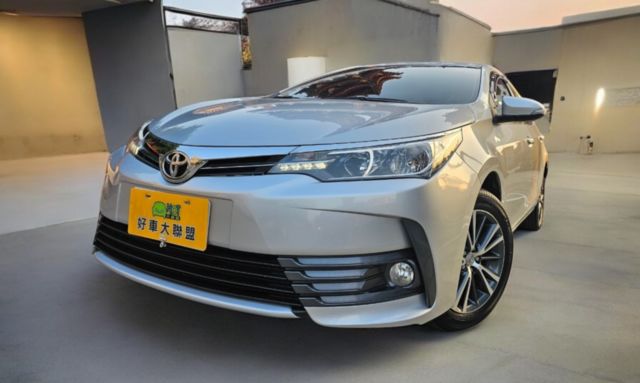 TOYOTA豐田 ALTIS  第1張相片