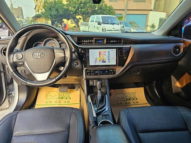 TOYOTA豐田 ALTIS  第3張相片