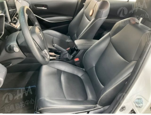 TOYOTA豐田 COROLLA ALTIS HYBRID  第6張相片