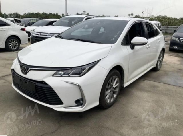 TOYOTA豐田 ALTIS  第1張相片