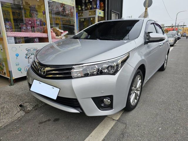 TOYOTA豐田 ALTIS  第1張相片