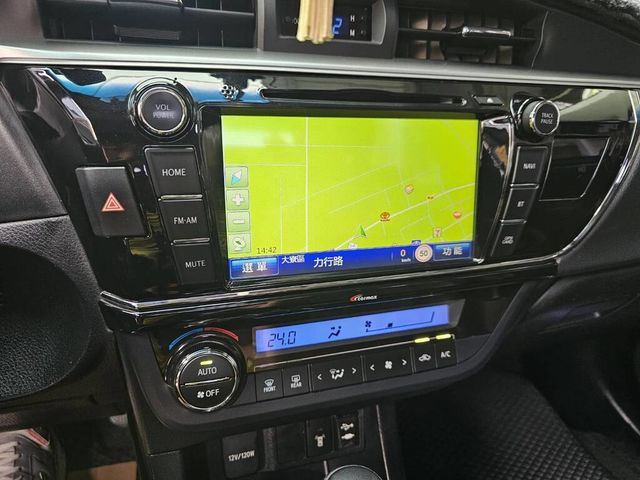 TOYOTA豐田 ALTIS  第7張相片