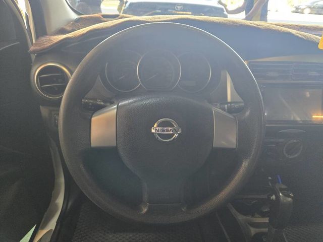 NISSAN日產 LIVINA  第3張相片