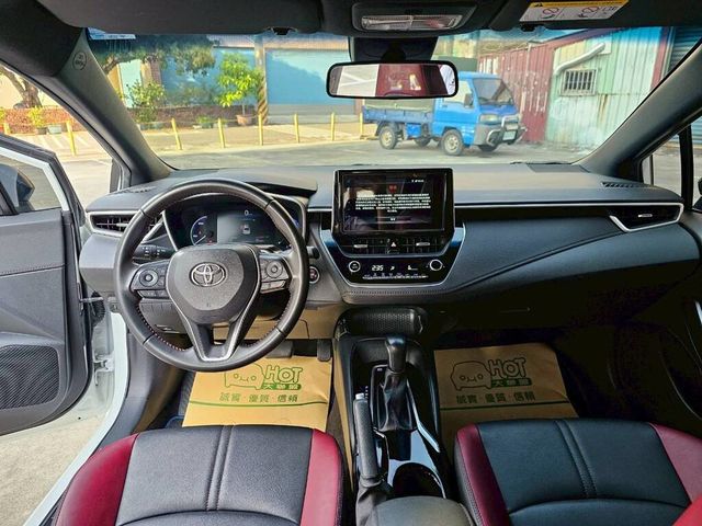 TOYOTA豐田 COROLLA ALTIS HYBRID  第2張相片