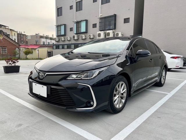 TOYOTA豐田 ALTIS  第1張相片