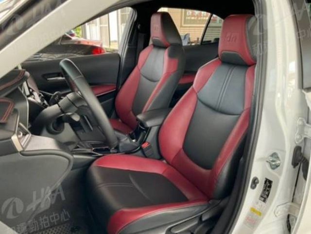 TOYOTA豐田 ALTIS  第3張相片