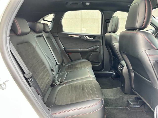 FORD福特 KUGA  第7張相片