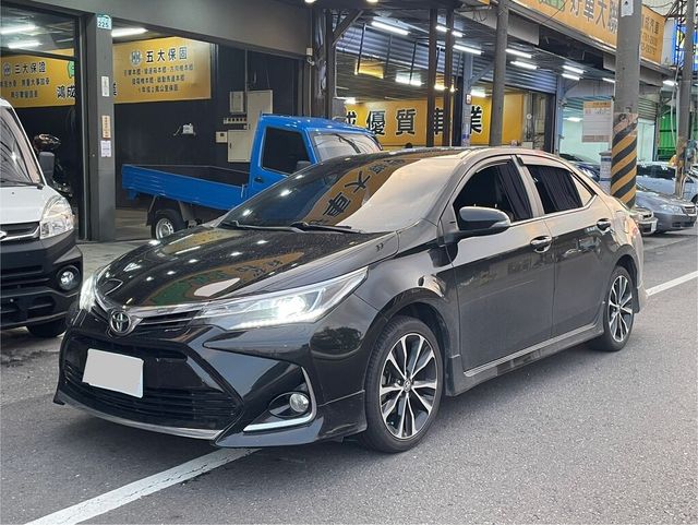 TOYOTA豐田 ALTIS  第2張相片