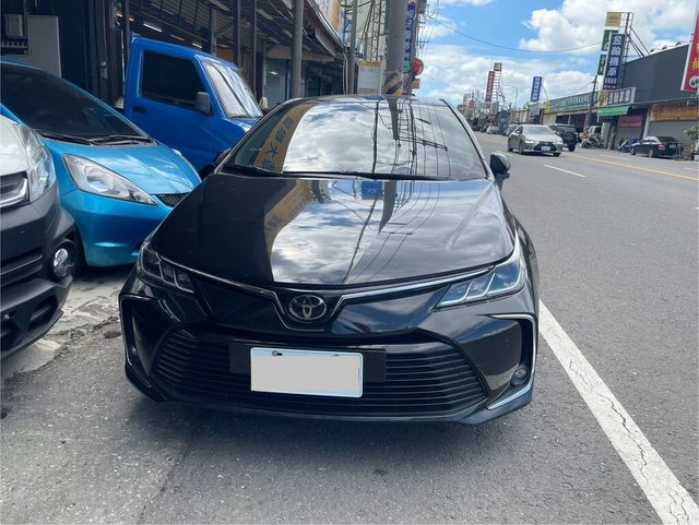 TOYOTA豐田 COROLLA ALTIS HYBRID  第12張相片