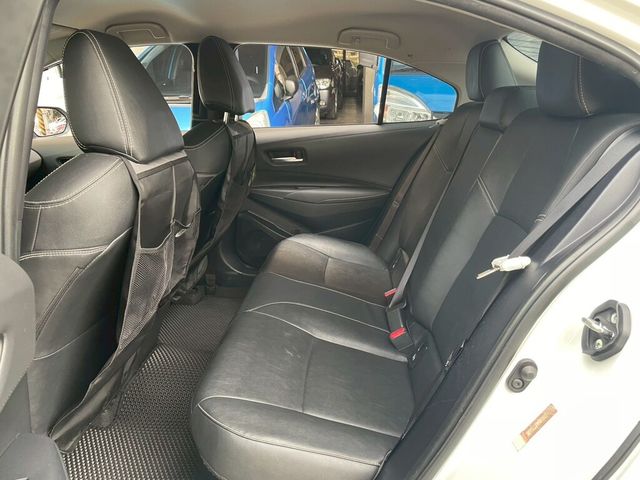 TOYOTA豐田 COROLLA ALTIS HYBRID  第7張相片