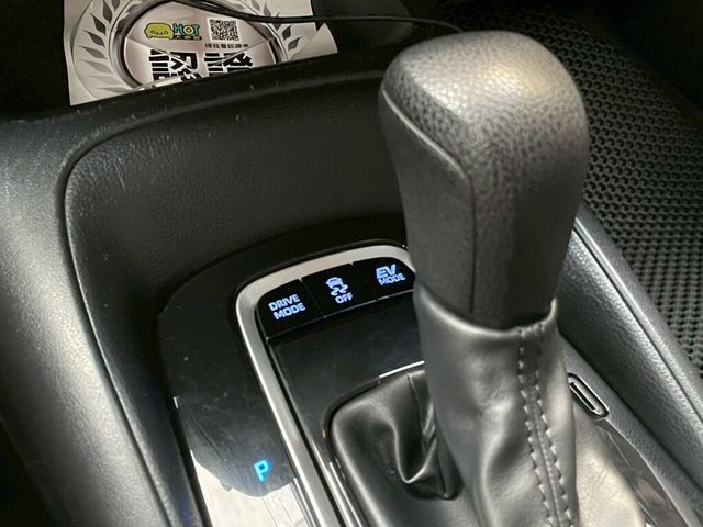 TOYOTA豐田 COROLLA ALTIS HYBRID  第9張相片