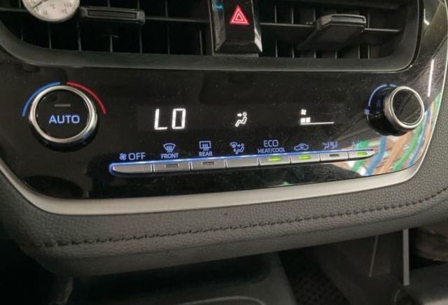TOYOTA豐田 ALTIS  第7張相片