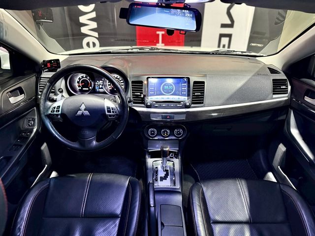 MITSUBISHI三菱 LANCER IO  第3張相片