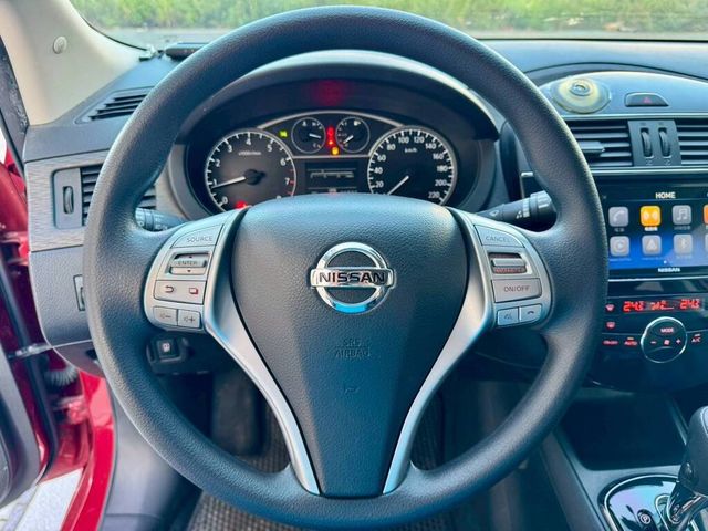 NISSAN日產 TIIDA  第4張相片