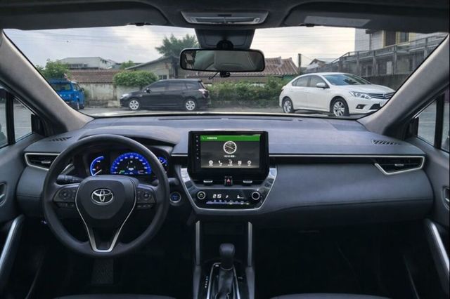 TOYOTA豐田 COROLLA CROSS HYBRID  第3張相片