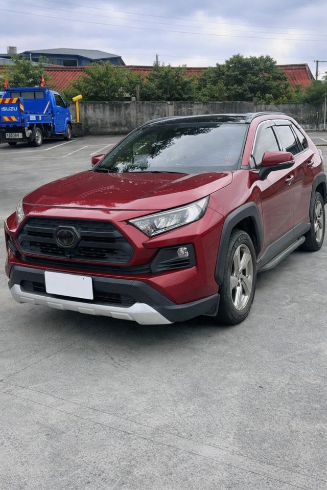 TOYOTA豐田 RAV4  第1張相片