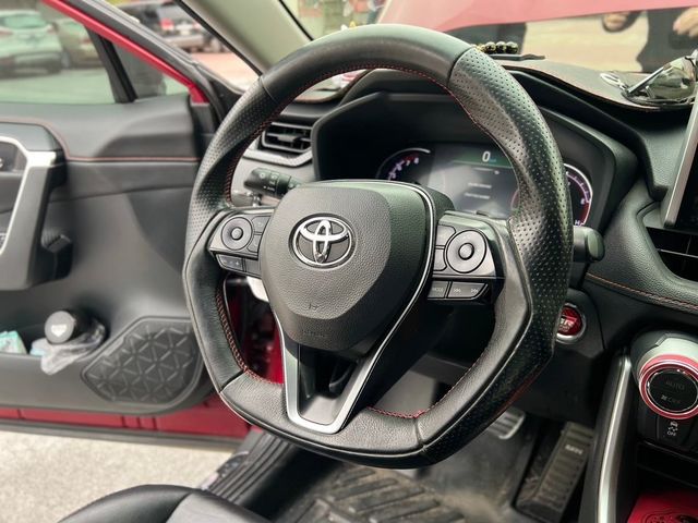 TOYOTA豐田 RAV4  第10張相片