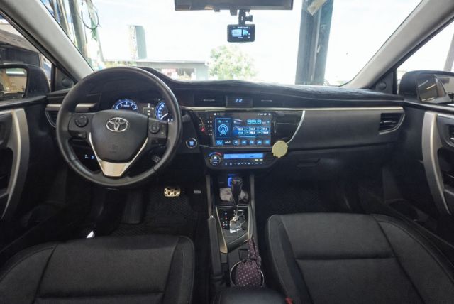 TOYOTA豐田 ALTIS  第3張相片