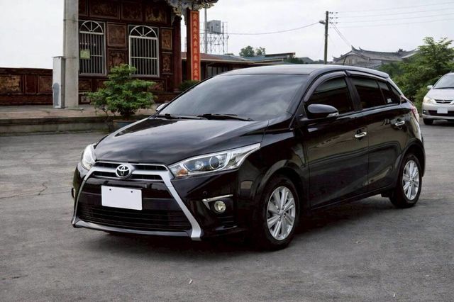 TOYOTA豐田 YARIS  第1張相片