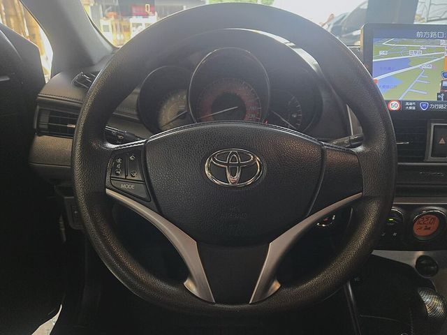 TOYOTA豐田 YARIS  第6張相片